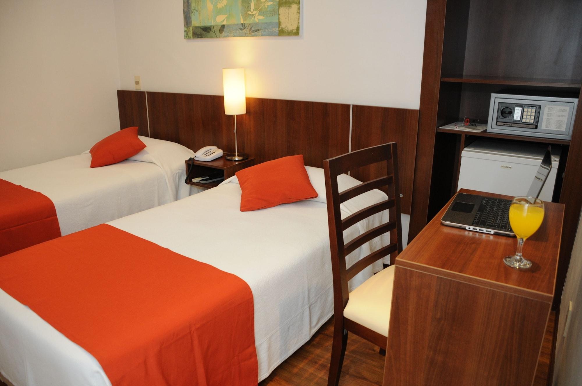 Hotel California Montevideo Bagian luar foto