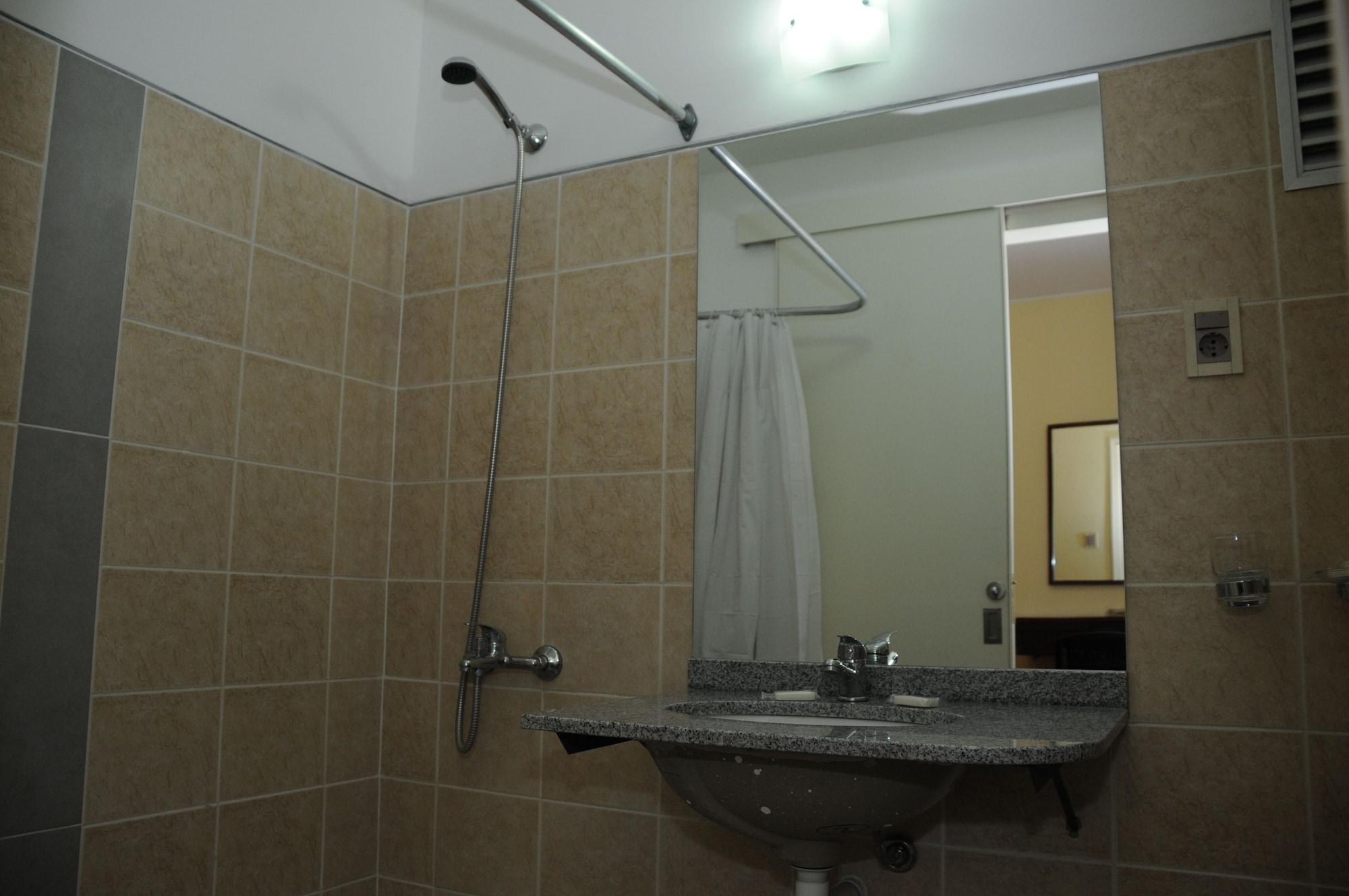 Hotel California Montevideo Bagian luar foto