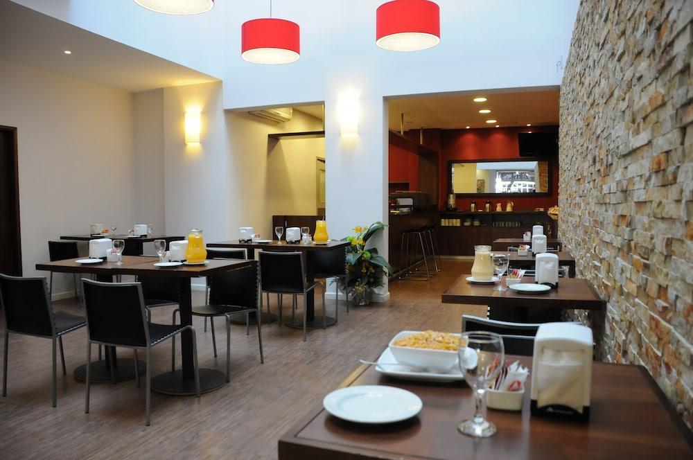 Hotel California Montevideo Bagian luar foto