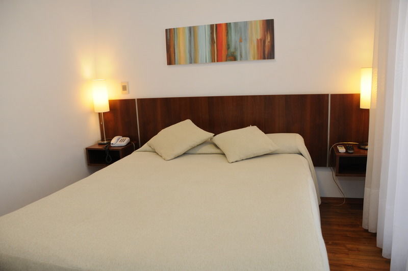 Hotel California Montevideo Bagian luar foto