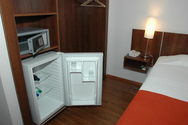 Hotel California Montevideo Bagian luar foto